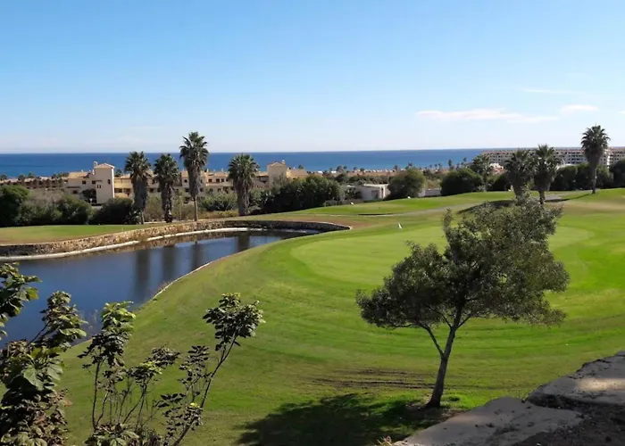 Lovely Aldea Beach Apartment